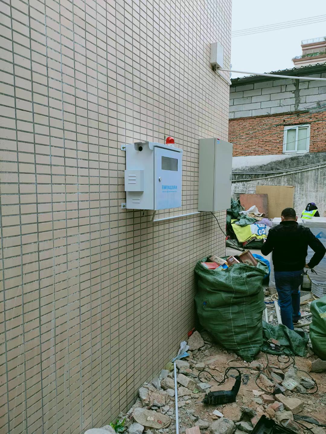 城市生活環(huán)境中,垃圾站惡臭氣體監(jiān)測(cè)是有必要的 城市生活環(huán)境中,垃圾站惡臭氣體監(jiān)測(cè)是有必要的